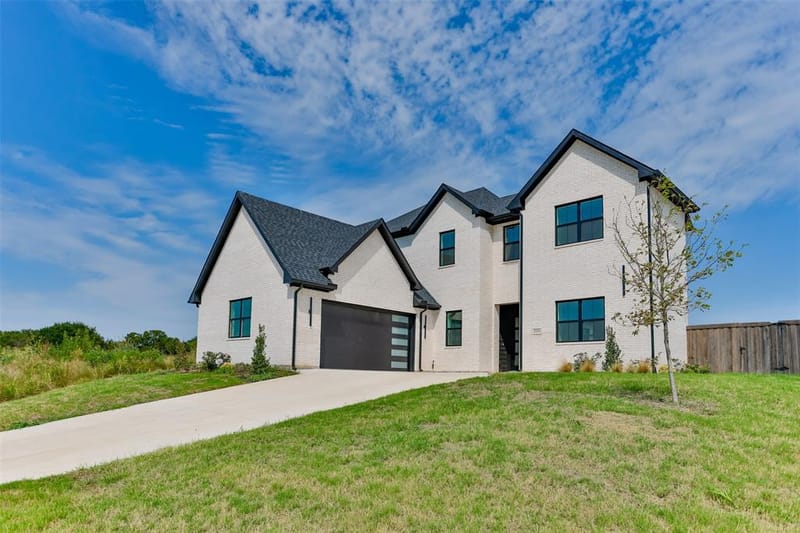2703 Stonecrest Drive, Sherman TX 75092