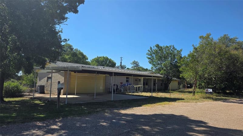 274 County Road 1500, Morgan TX 76671 - Photo 3