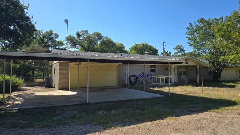 274 County Road 1500, Morgan TX 76671
