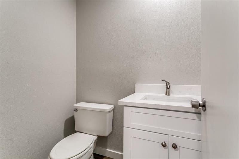 2112 MistyMeadow Court, Carrollton TX 75006 - Photo 13