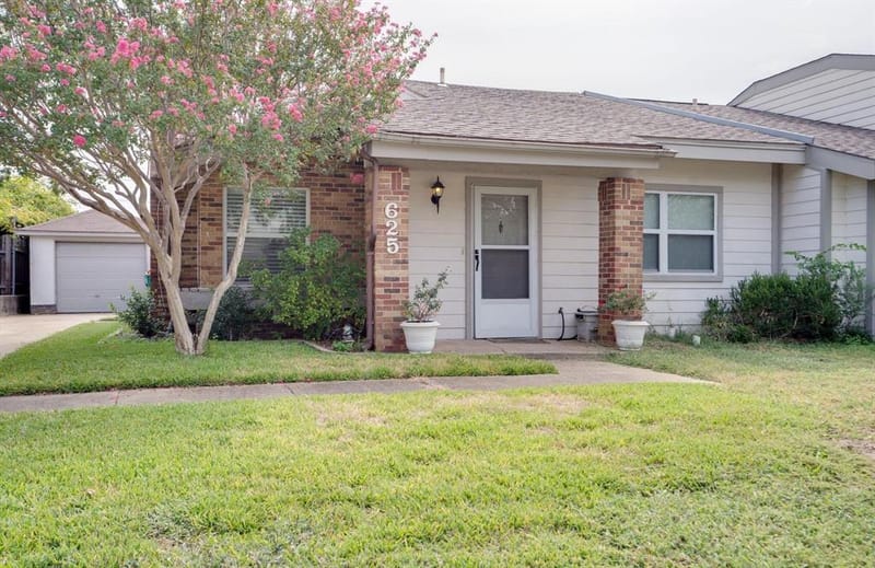 625 Prairie Dell Street, Lewisville TX 75067