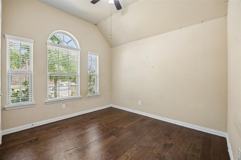 338 Wyndale Drive, Lewisville TX 75056 - Photo 3
