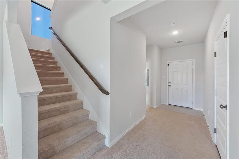 517 Brook View Drive, Van Alstyne TX 75495 - Photo 2