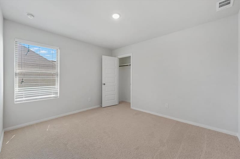 517 Brook View Drive, Van Alstyne TX 75495 - Photo 10