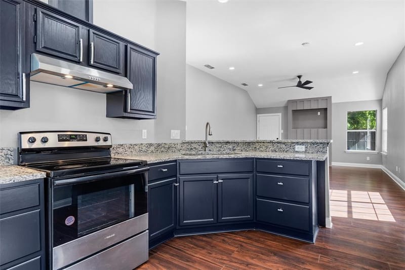 2401 Bennington Drive, Arlington TX 76018 - Photo 12