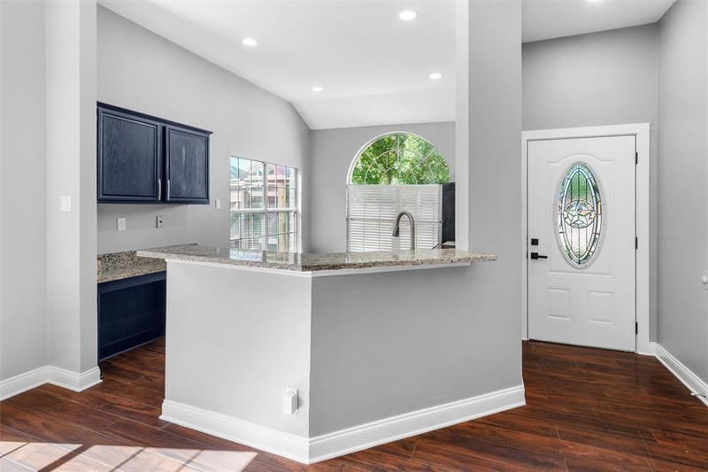 2401 Bennington Drive, Arlington TX 76018 - Photo 9