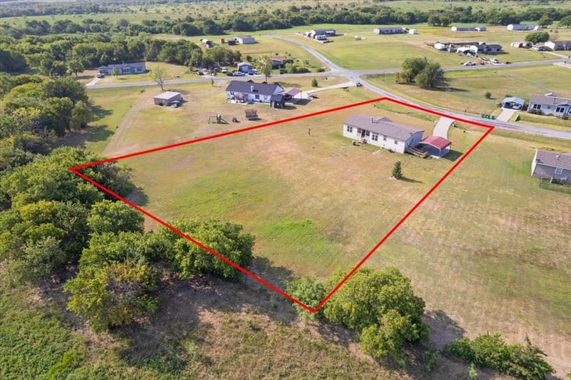 121 Bandana Drive, Southmayd TX 76273 - Photo 27