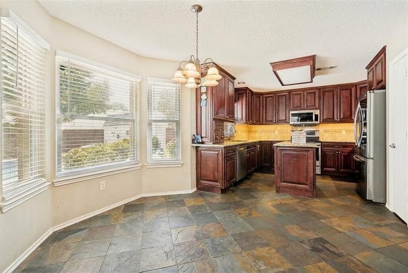 2902 Yukon Drive, Corinth TX 76210 - Photo 12