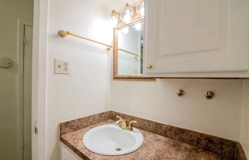 8017 Woodhue Road, Dallas TX 75228 - Photo 16