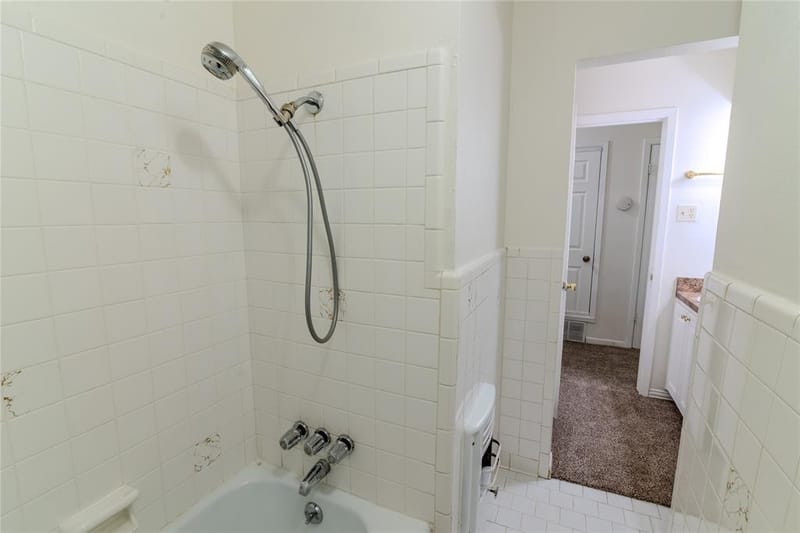 8017 Woodhue Road, Dallas TX 75228 - Photo 18