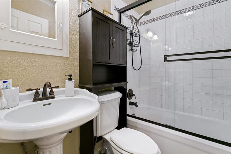 5012 Calmont Avenue, Fort Worth TX 76107 - Photo 18