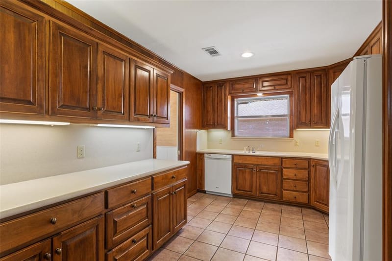 5201 Lake Highlands Drive, Waco TX 76710 - Photo 8
