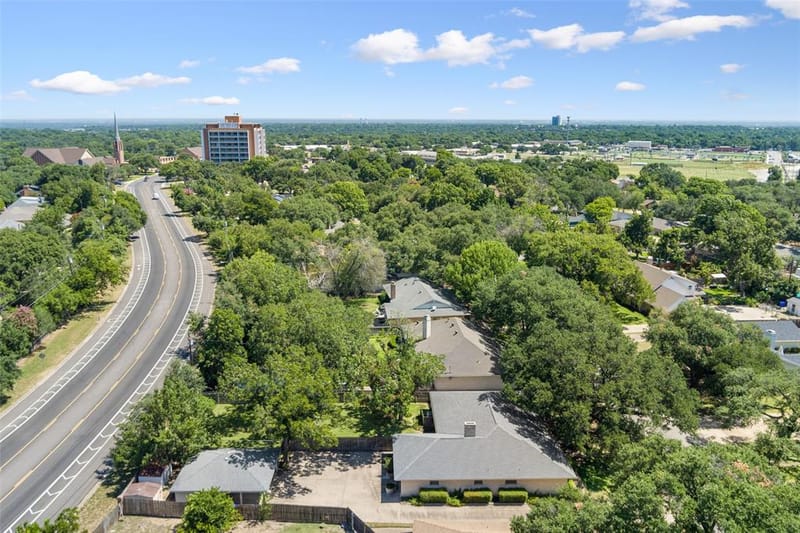 5201 Lake Highlands Drive, Waco TX 76710 - Photo 21