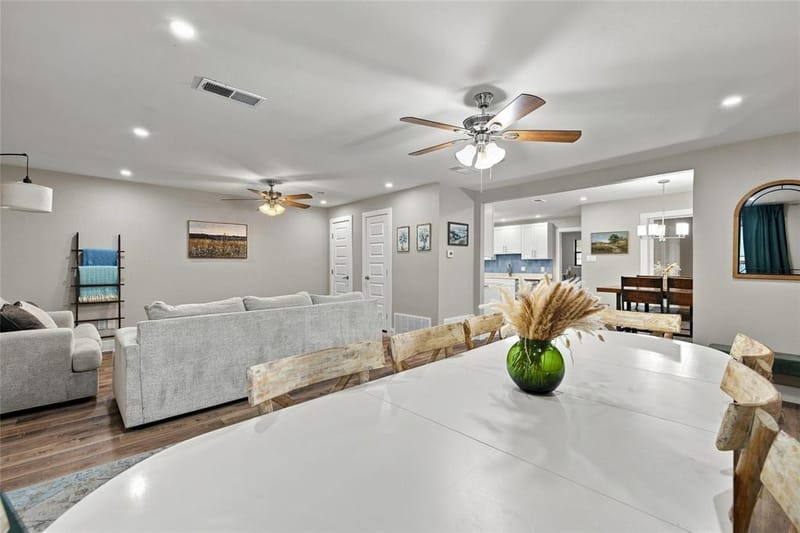 720 Thersa Drive, River Oaks TX 76114 - Photo 13
