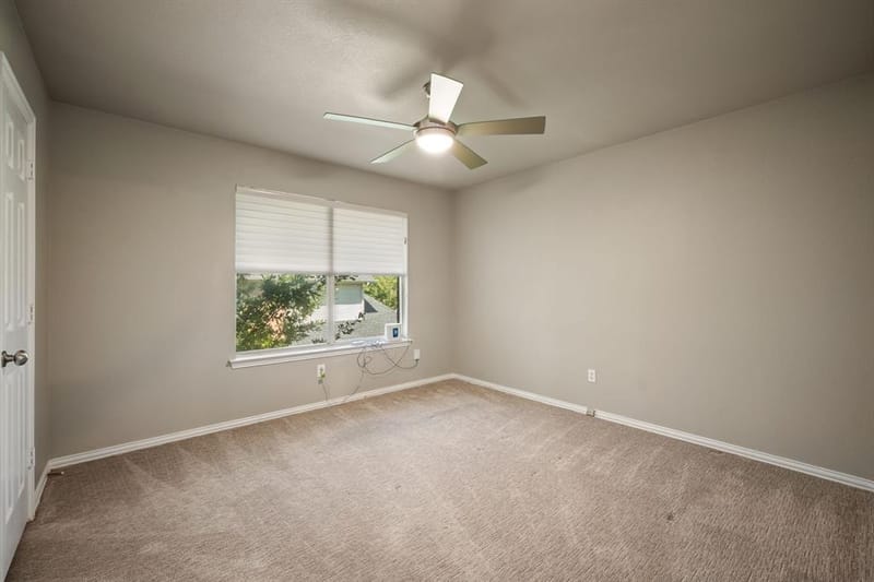 2311 Creekside Circle N, Irving TX 75063 - Photo 24