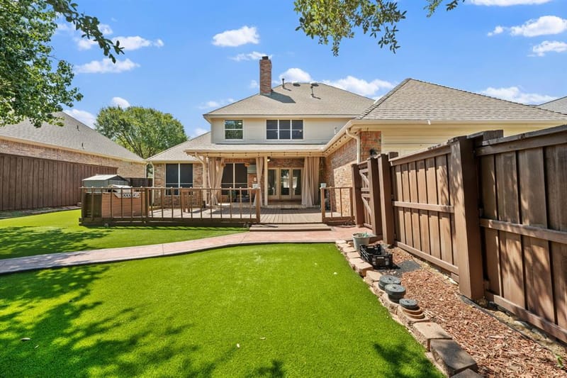 2311 Creekside Circle N, Irving TX 75063 - Photo 18