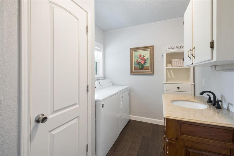 1410 E Royall Boulevard, Malakoff TX 75148 - Photo 32