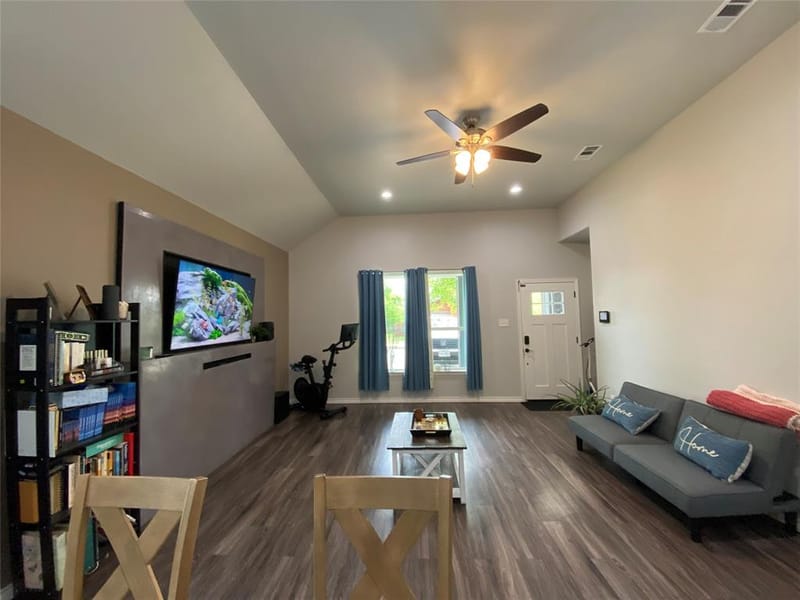 1410 E Royall Boulevard, Malakoff TX 75148 - Photo 5