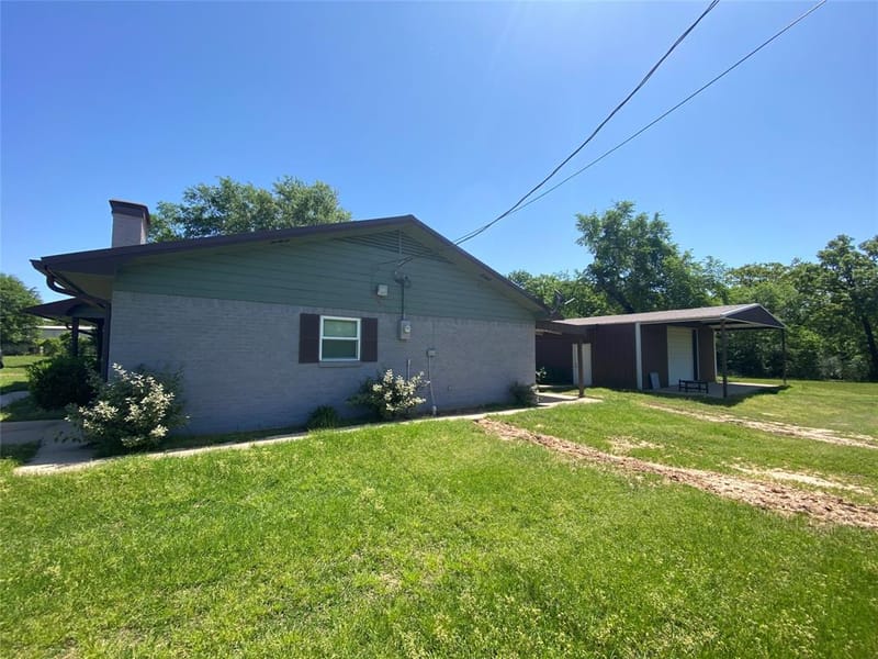 1410 E Royall Boulevard, Malakoff TX 75148 - Photo 4