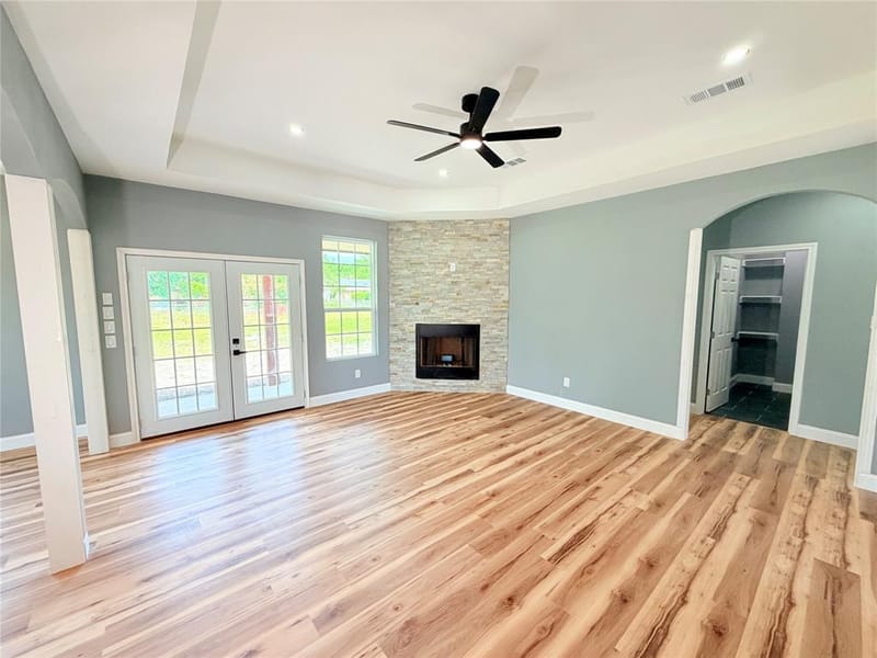 302 E Travis Street, Leonard TX 75452 - Photo 10