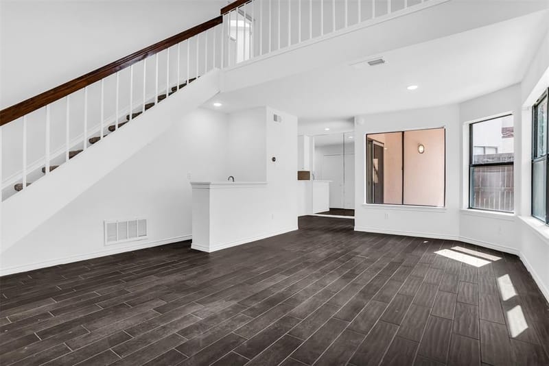 525 Ranch Trail # 146, Irving TX 75063 - Photo 6