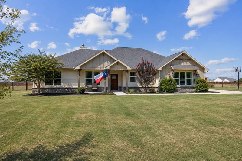 8382 Abner Road, Oak Ridge TX 75161 - Photo 2