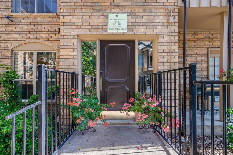 4312 Bellaire Drive S # 219, Fort Worth TX 76109