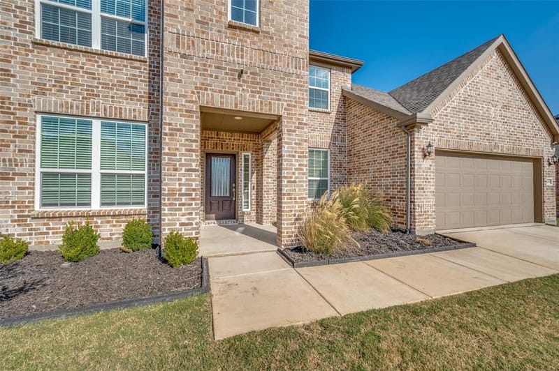 1609 Quentin Drive, Aubrey TX 76227 - Photo 5