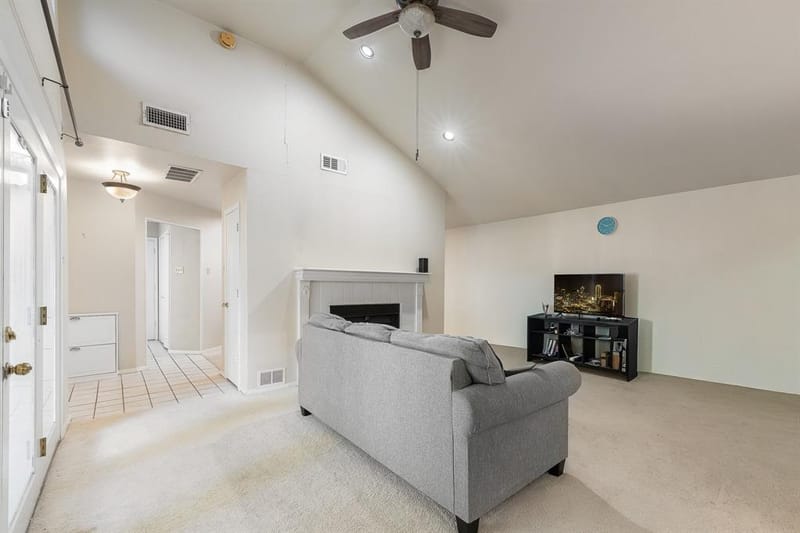 3315 Water Oak Court, Farmers Branch TX 75234 - Photo 10