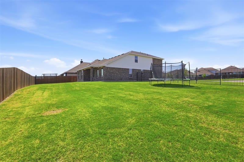 8240 Catclaw Prairie, Godley TX 76044 - Photo 34