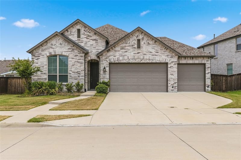 3226 Buffalo Creek Circle, Royse City TX 75189 - Photo 2