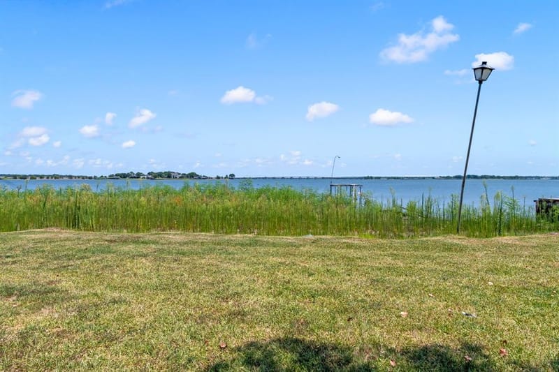 1237 Beachview, Seven Points TX 75143 - Photo 23