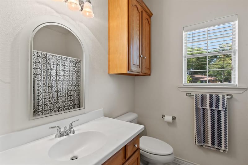 1237 Beachview, Seven Points TX 75143 - Photo 6