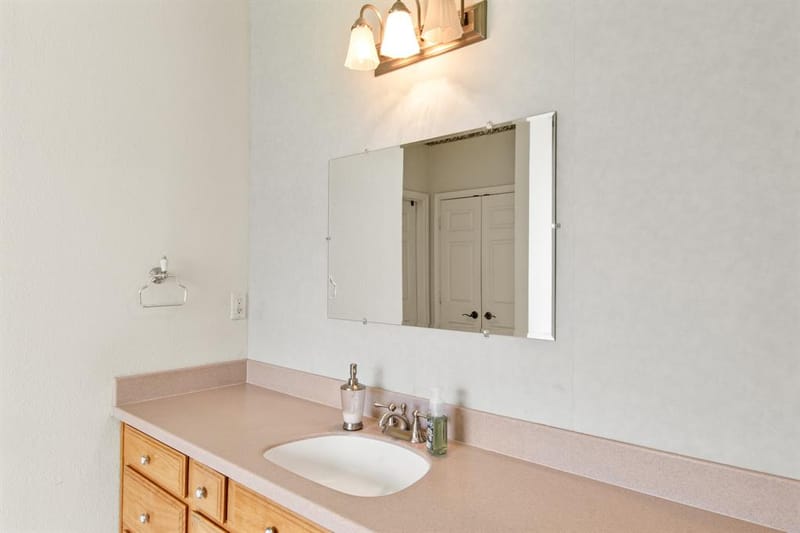 1237 Beachview, Seven Points TX 75143 - Photo 16