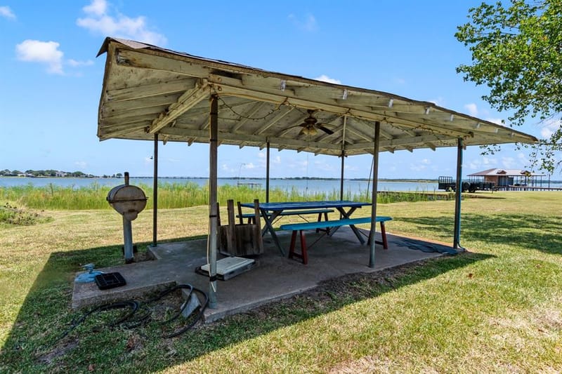 1237 Beachview, Seven Points TX 75143 - Photo 22