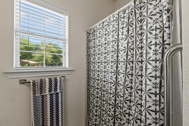 1237 Beachview, Seven Points TX 75143 - Photo 7