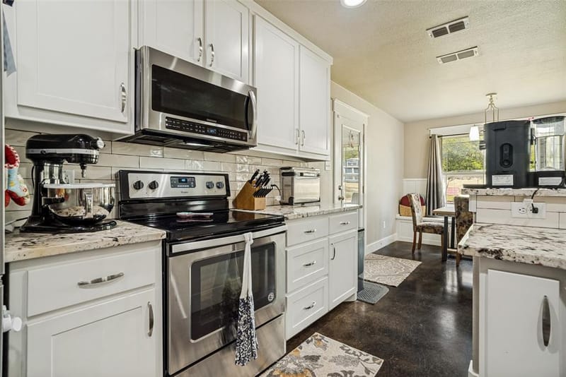 816 W Park Avenue, Weatherford TX 76086 - Photo 10