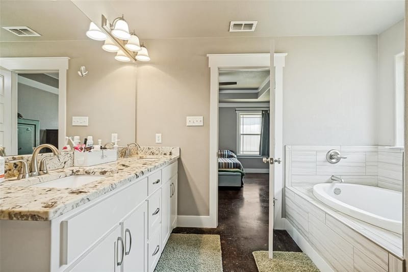 816 W Park Avenue, Weatherford TX 76086 - Photo 15