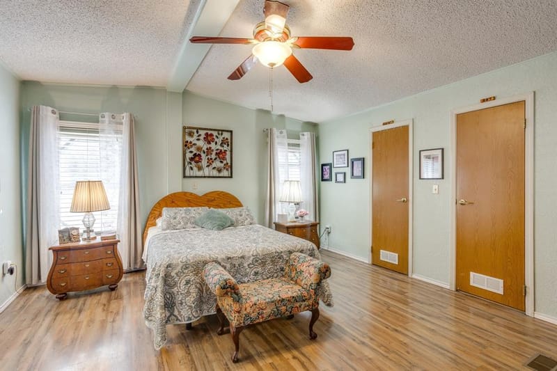 4406 Appletree Court, Granbury TX 76048 - Photo 13
