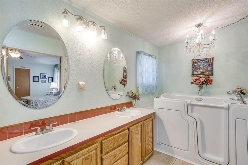 4406 Appletree Court, Granbury TX 76048 - Photo 17