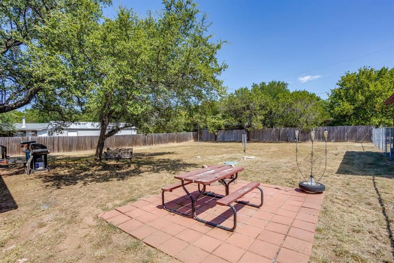 4406 Appletree Court, Granbury TX 76048 - Photo 28
