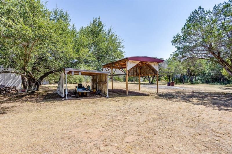 4406 Appletree Court, Granbury TX 76048 - Photo 33