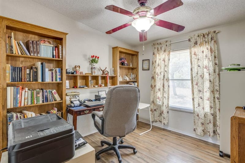 4406 Appletree Court, Granbury TX 76048 - Photo 21