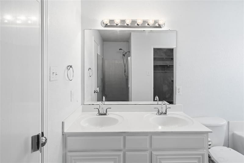 8404 Bowspirit Lane, Fort Worth TX 76053 - Photo 16