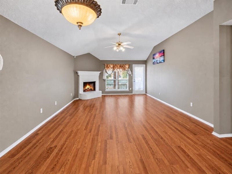 8404 Bowspirit Lane, Fort Worth TX 76053 - Photo 7