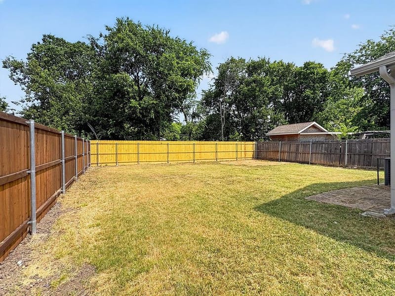 2239 Wilhurt Avenue, Dallas TX 75216 - Photo 26