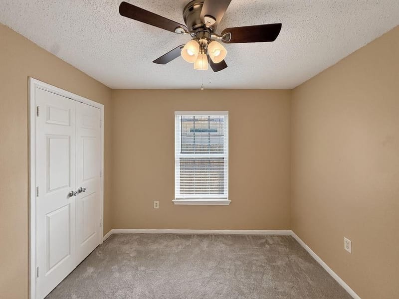 2239 Wilhurt Avenue, Dallas TX 75216 - Photo 18