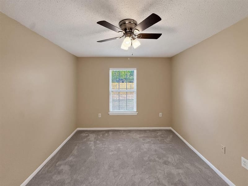 2239 Wilhurt Avenue, Dallas TX 75216 - Photo 19