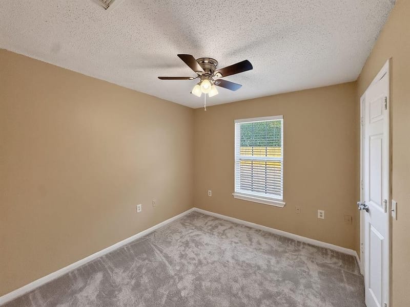 2239 Wilhurt Avenue, Dallas TX 75216 - Photo 21
