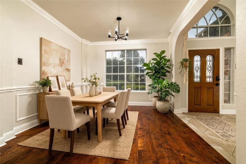 8905 Lakepointe Avenue, Rowlett TX 75088